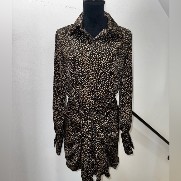 Vici Soft Looks Printed Satin Wrap Mini Dress - Picture 2 of 10